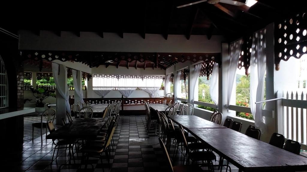 Village Hotel Ocho Rios Luaran gambar