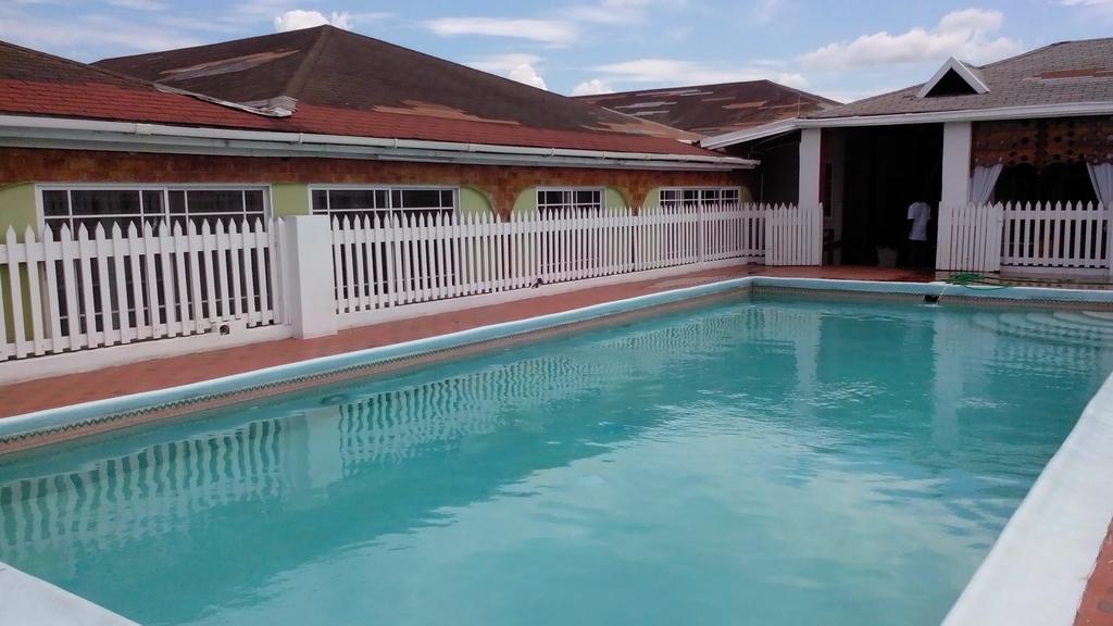 Village Hotel Ocho Rios Luaran gambar
